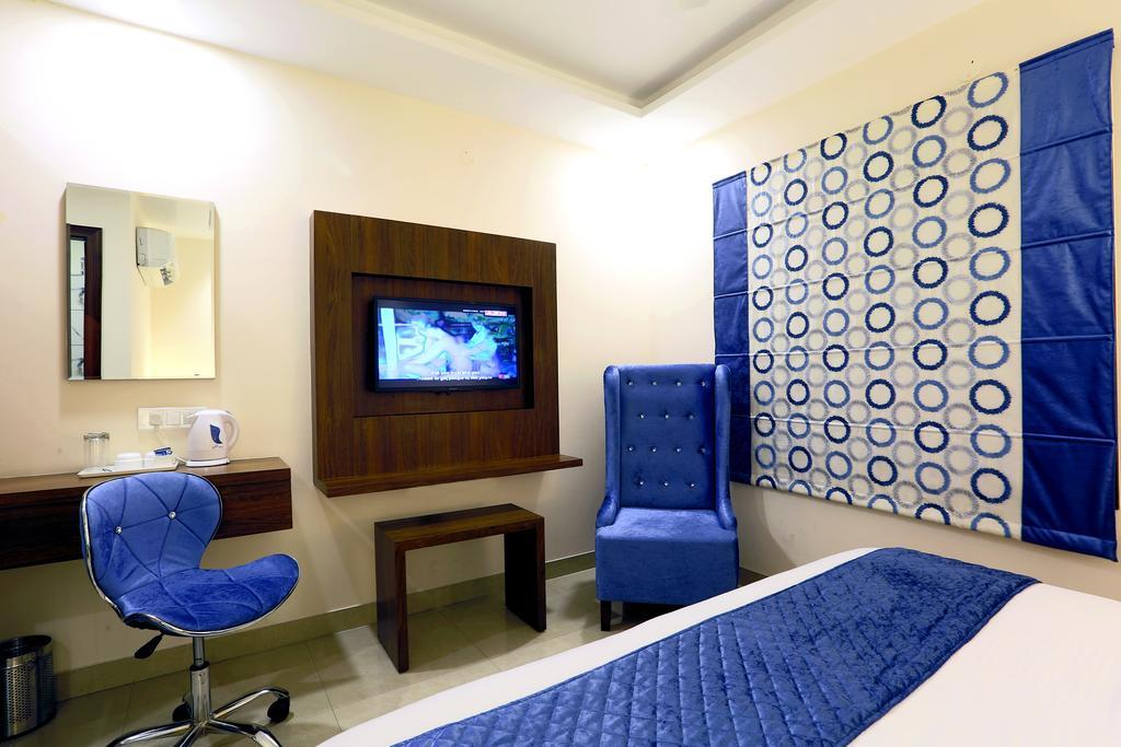 Hotel Rk Grande Ludhiana Rom bilde