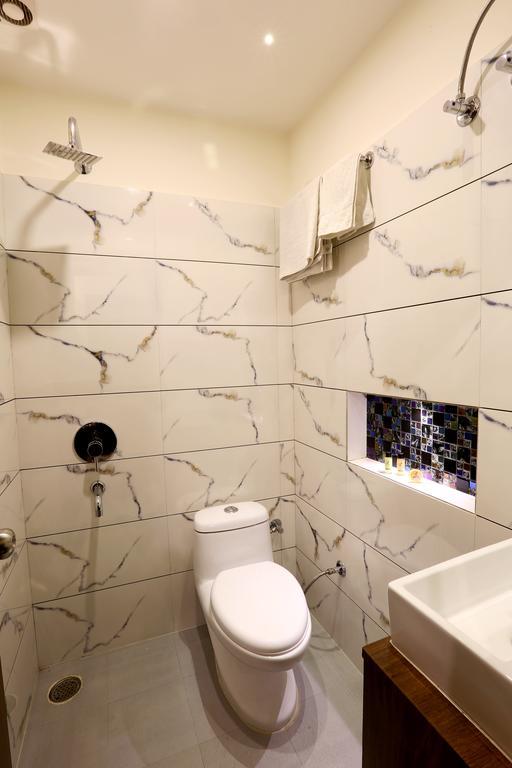 Hotel Rk Grande Ludhiana Eksteriør bilde